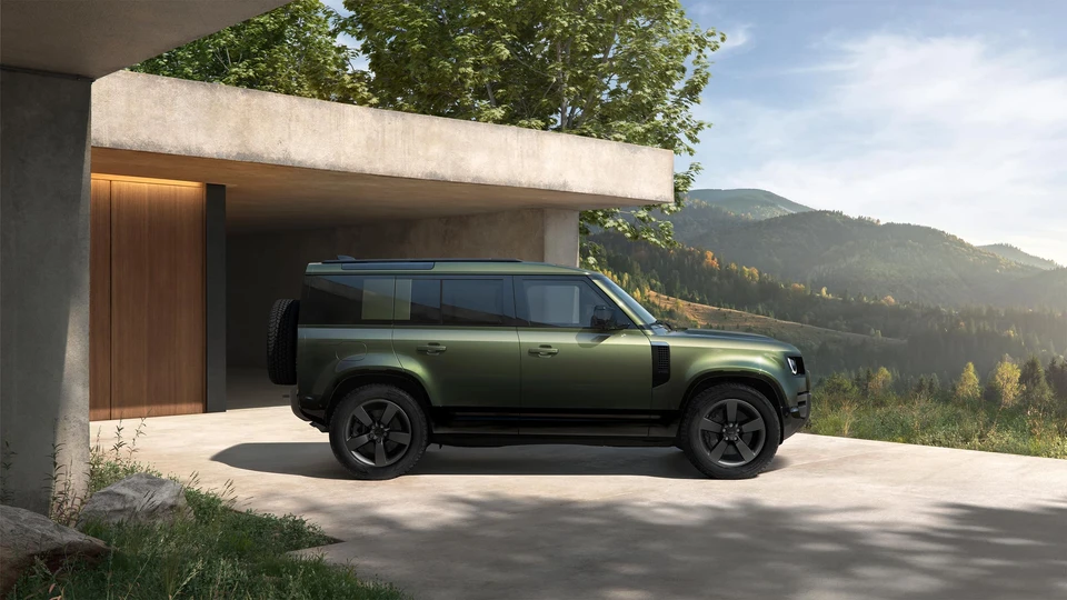 DEFENDER 대표 이미지